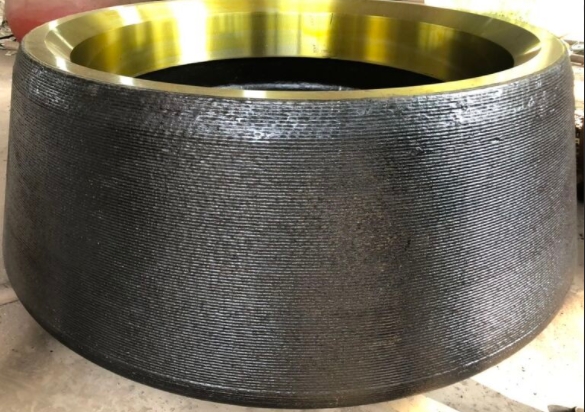 Hard alloy surfacing composite technology